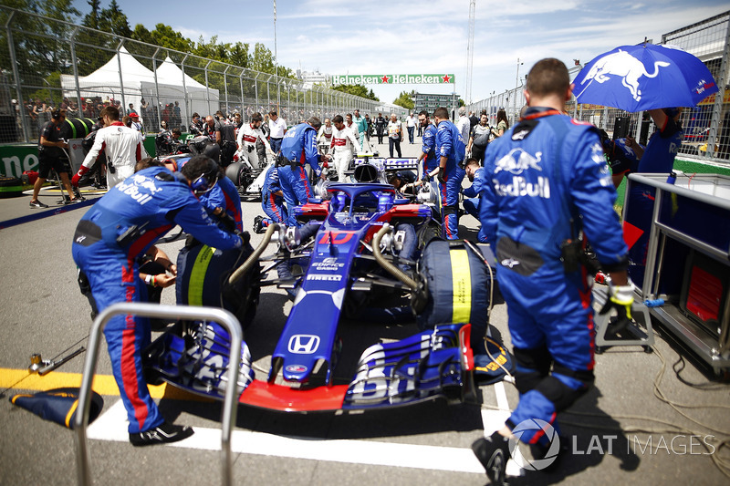 Pierre Gasly Toro Rosso STR13