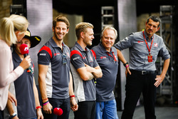 Guenther Steiner, Takım Patronu, Haas F1 Team, Kevin Magnussen, Haas F1 Team, Gene Haas, Takım Sahib