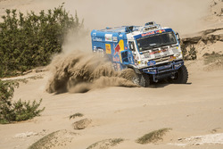 #500 Team Kamaz Master: Едуард Ніколаєв, Євген Яковлєв, Володимир Рибаков