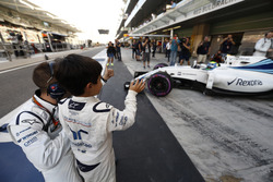 Felipinho Massa met vader Felipe Massa, Williams FW38