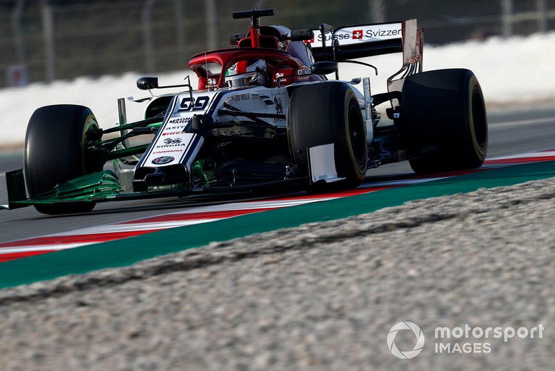 Antonio Giovinazzi, Alfa Romeo Racing C38 avec de la peinture aérodynamique sur l'aileron avant
