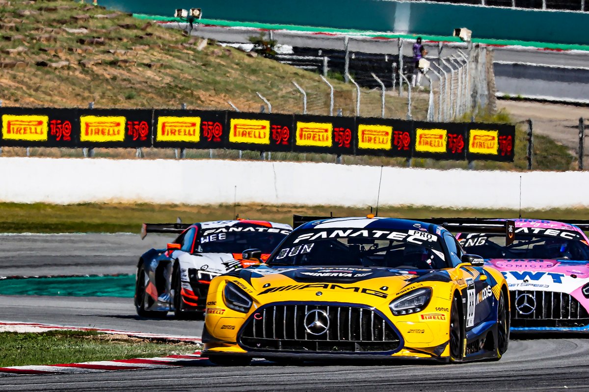#88 AKKA ASP Team Mercedes-AMG GT3: Raffaele Marciello, Jules Gounon, Daniel Juncadella