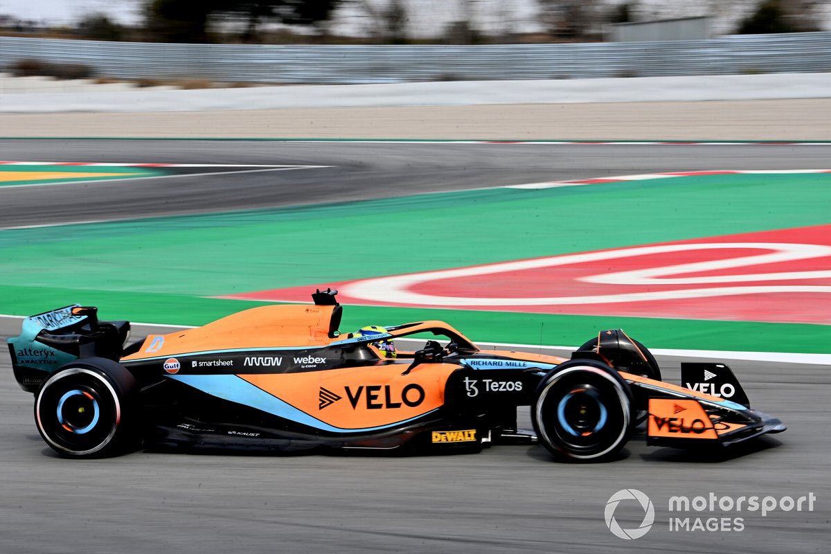 De kleurstelling die McLaren in Barcelona gebruikte voor de MCL36