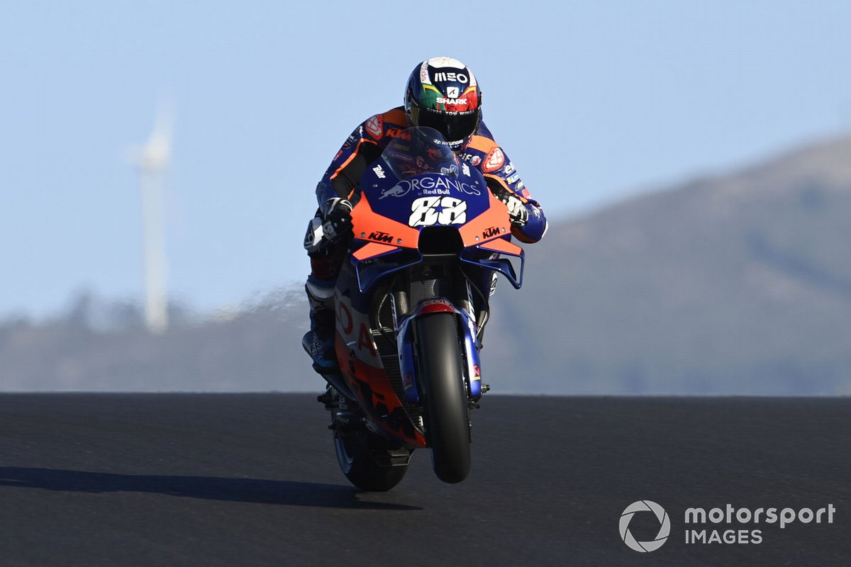 P1 Miguel Oliveira, Red Bull KTM Tech 3