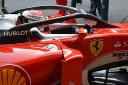 Kimi Raikkonen, Ferrari SF16-H met het Halo cockpit systeem