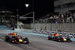 Max Verstappen, Red Bull Racing RB13, Daniel Ricciardo, Red Bull Racing RB13