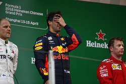 Переможець Даніель Ріккардо, Red Bull Racing, Валттері Боттас, Mercedes-AMG F1, Кімі Райкконен, Ferr