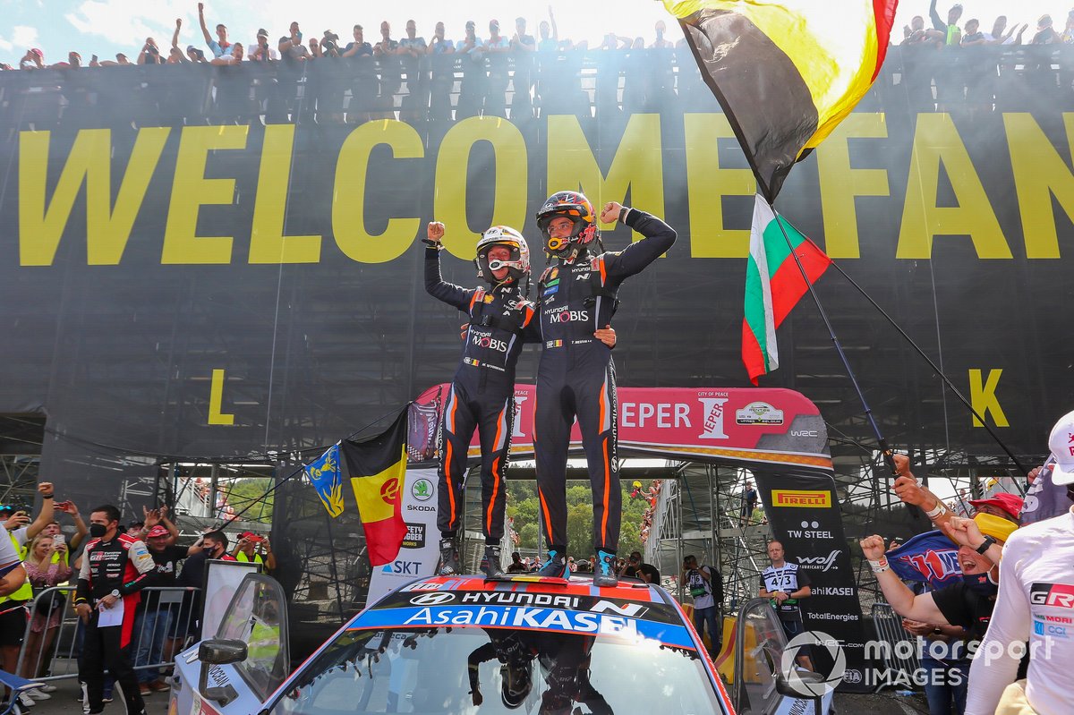Pemenang Reli Belgia Thierry Neuville, Martijn Wydaeghe, Hyundai Motorsport Hyundai i20 Coupe WRC