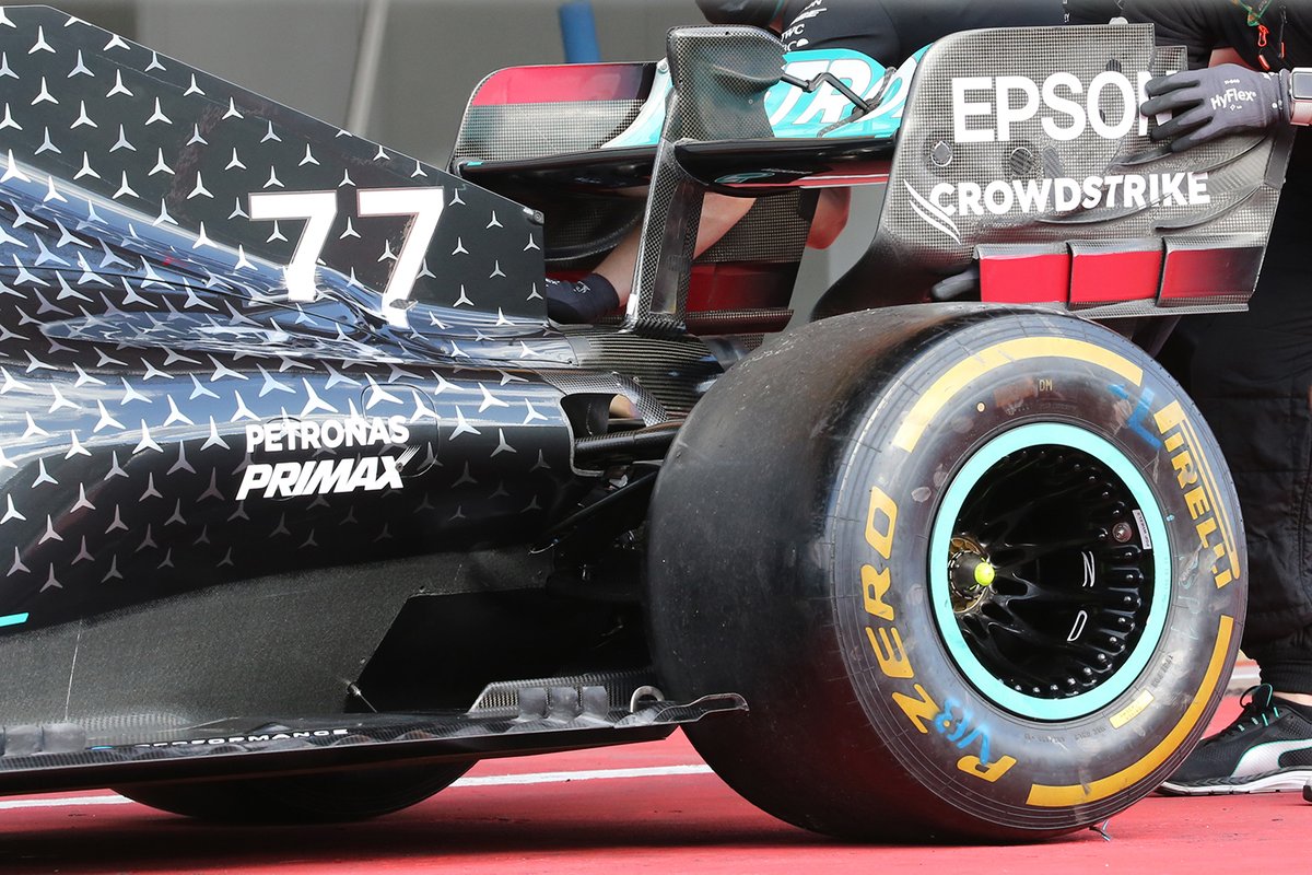 Неокрашенная нижняя часть понтона Mercedes F1 W11