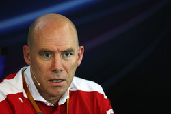 Jock Clear, Director de ingeniería de Ferrari en la Conferencia de prensa FIA