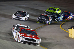 Ryan Blaney, Wood Brothers Racing Ford, Clint Bowyer, Stewart-Haas Racing Ford