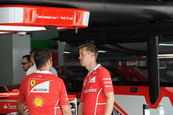 Sebastian Vettel, Ferrari garajda