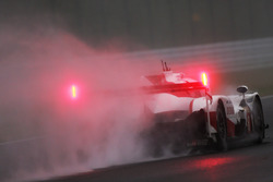 #8 Toyota Gazoo Racing Toyota TS050 Hybrid: Ентоні Девідсон, Себастьян Буемі, Казукі Накадзіма