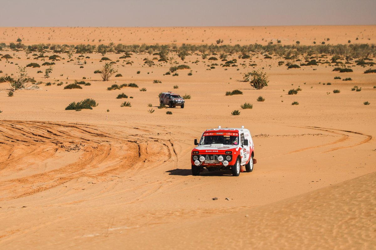 #763 Niva Red Legend Team Lada: Марио Якобер, Сладан Мильич