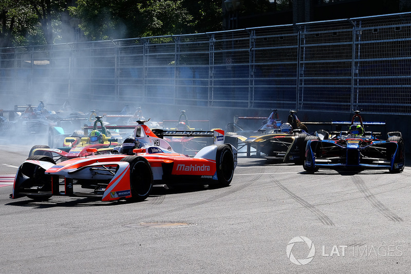 Nick Heidfeld, Mahindra Racing, Stéphane Sarrazin, Techeetah spin atıyor