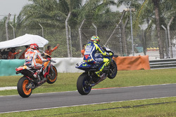 Marc Marquez, Repsol Honda Team, Valentino Rossi, Yamaha Factory Racing
