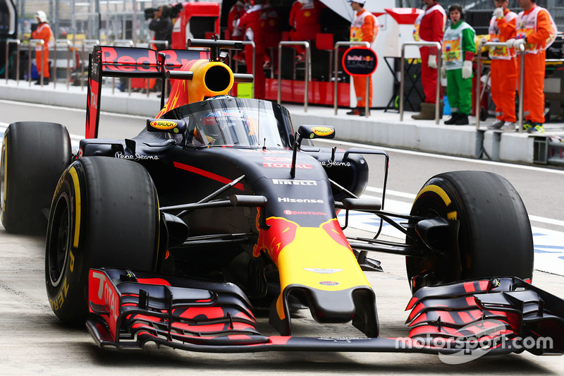 Daniel Ricciardo, Red Bull Racing RB12 met Aeroscreen