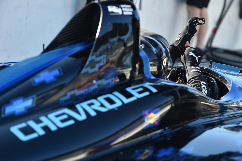 Juan Pablo Montoya prova la Chevrolet IndyCar 2018