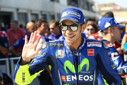 Третє місце Валентино Россі, Yamaha Factory Racing
