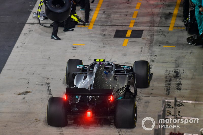 Valtteri Bottas, Mercedes AMG W10, enters his pit box