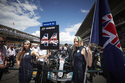 Gridgirls für Lewis Hamilton, Mercedes AMG F1