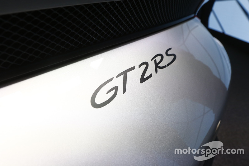 Porsche 911 GT2 RS