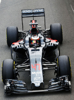 Stoffel Vandoorne, McLaren MP4-31 reserverijder