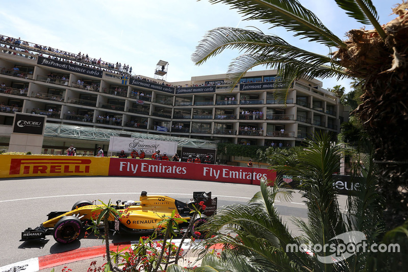Kevin Magnussen, Renault