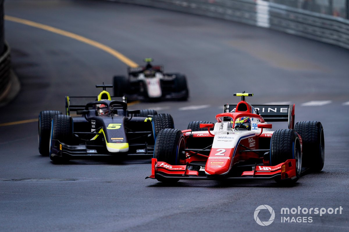 Oscar Piastri, Prema Racing, memimpin Dan Ticktum, Carlin