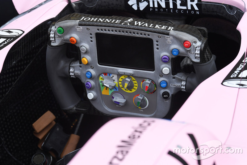 Sahara Force India VJM10 direksiyon
