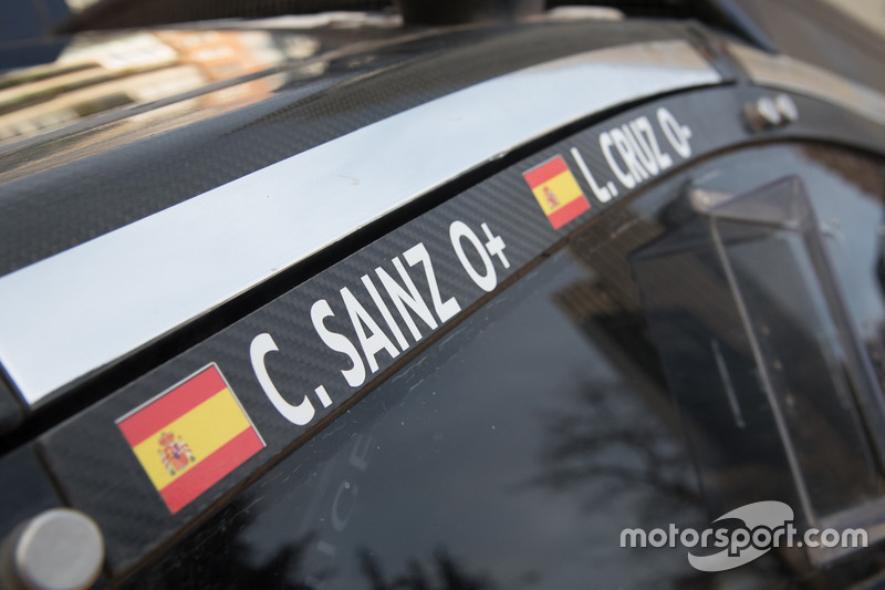 #303 Peugeot Sport Peugeot 3008 DKR: Карлос Сайнс, Лукас Крус