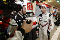 Il poleman LMP1 #1 Porsche Team Porsche 919 Hybrid: Neel Jani