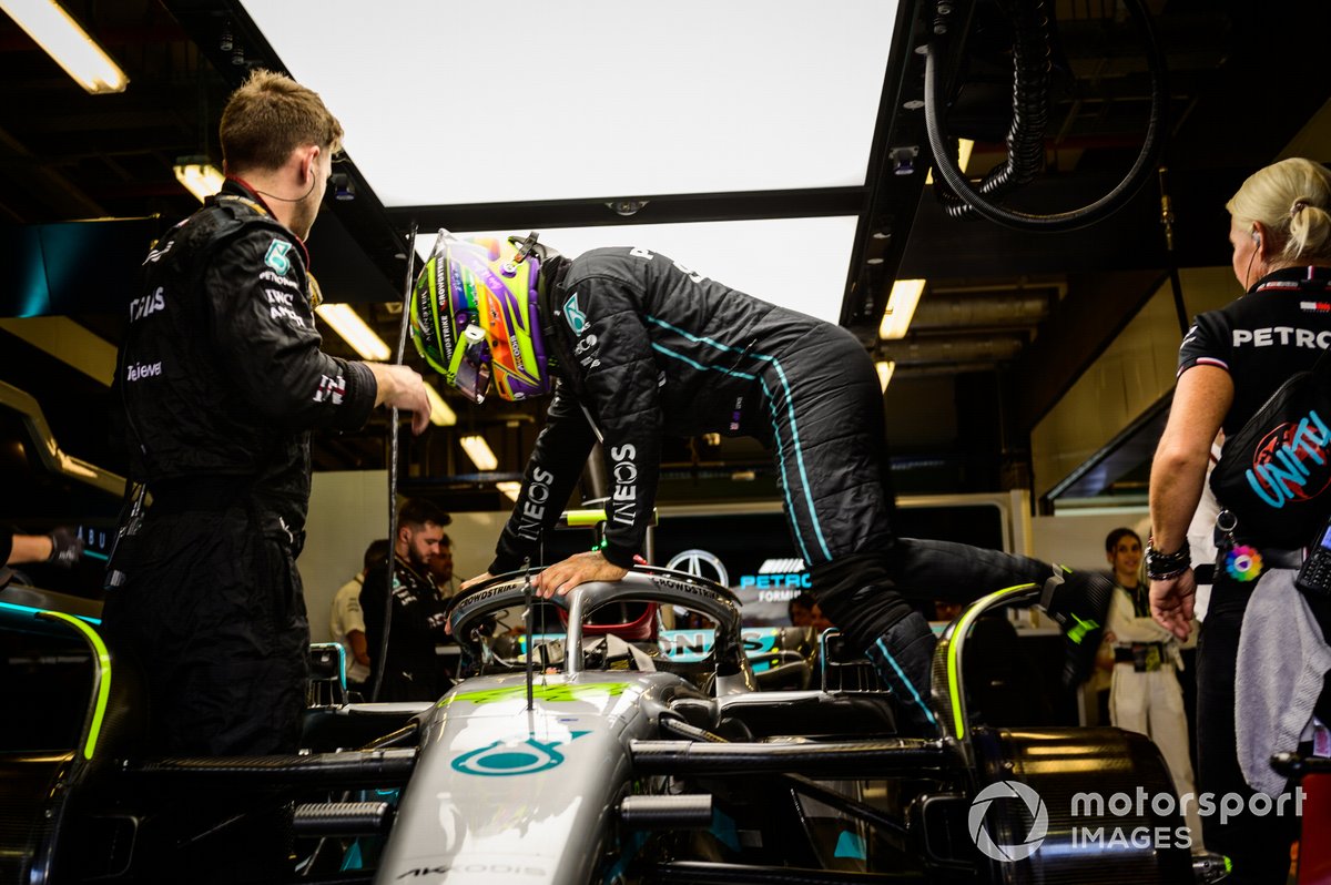 Lewis Hamilton, Mercedes W13
