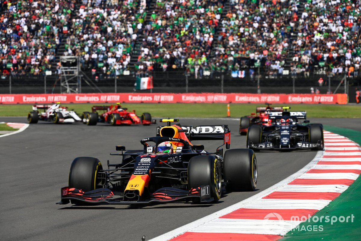 Sergio Perez, Red Bull Racing RB16B, Pierre Gasly, AlphaTauri AT02, and Charles Leclerc, Ferrari SF21