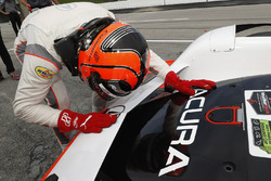 Polesitter Helio Castroneves, Team Penske Acura