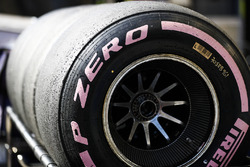 Pirelli hyper soft
