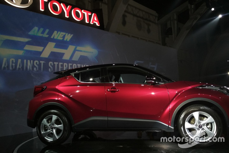 Peluncuran Toyota C-HR Indonesia