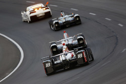 Tristan Vautier, Dale Coyne Racing Honda behind the pace car