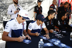 Lance Stroll, Williams, Felipe Massa, Williams, alongside Esteban Ocon, Force India, Sergio Perez, F