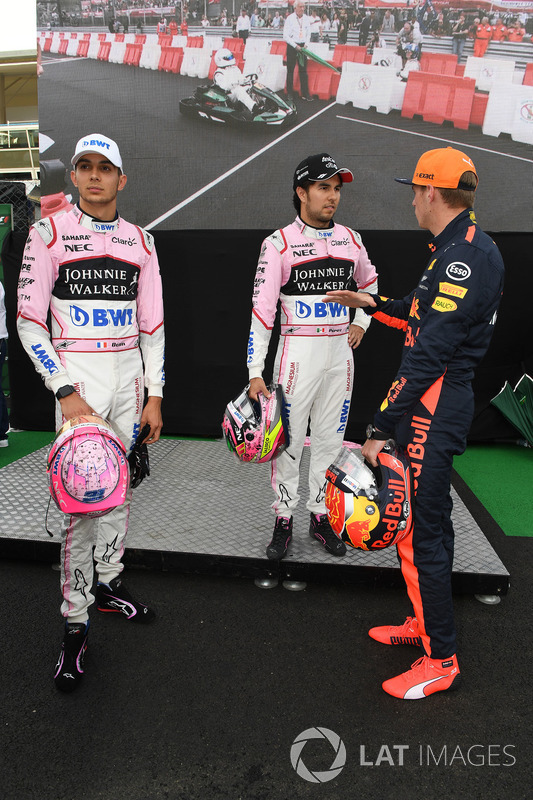 Esteban Ocon, Sahara Force India F1, Sergio Perez, Sahara Force India and Max Verstappen, Red Bull Racing