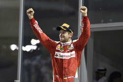 Подіум: Третє місце Себастьян Феттель, Ferrari
