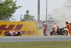 Марк Маркес, Repsol Honda Team, Андреа Довіціозо, Ducati Team аварія