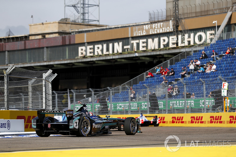 Felix Rosenqvist, Mahindra Racing, Nelson Piquet Jr., Jaguar Racing