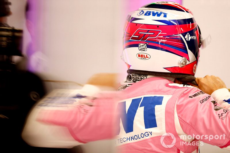 Sergio Perez, Racing Point in the garage before testing