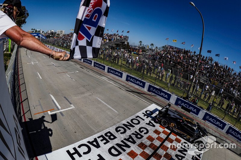 Race Winner #5 Mustang Sampling Racing Cadillac DPi, DPi: Joao Barbosa, Filipe Albuquerque