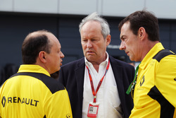 Frederic Vasseur, Renault Sport F1 Team Racing Director (links) en Jerome Stoll, Renault Sport F1 Pr