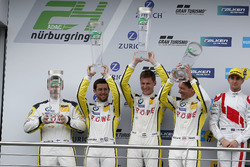 Podium: tweede #98 Rowe Racing, BMW M6 GT3: Markus Palttala, Nicky Catsburg, Richard Westbrook, Alex