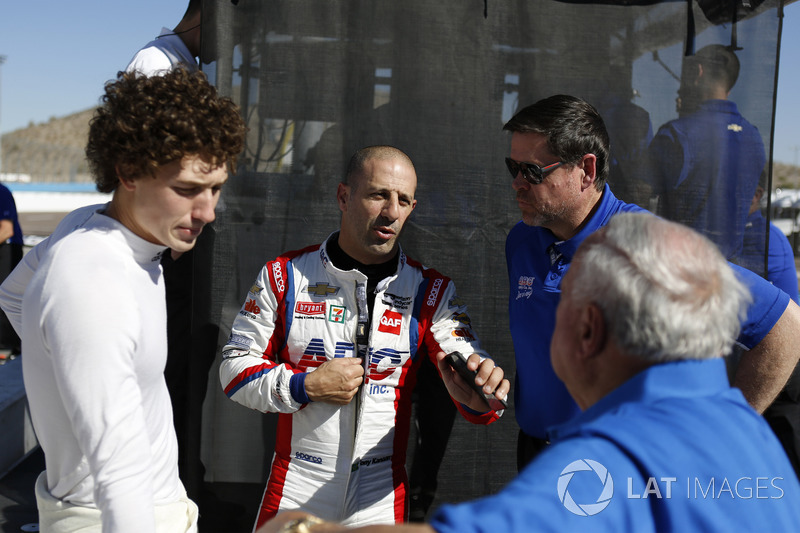 Matheus Leist, A.J. Foyt Enterprises Chevrolet, Tony Kanaan, A.J. Foyt Enterprises Chevrolet