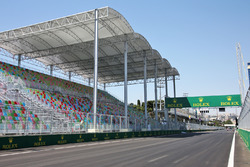 The start / finish straight