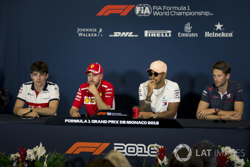 Charles Leclerc, Sauber, Sebastian Vettel, Ferrari, Lewis Hamilton, Mercedes-AMG F1 dan Romain Grosjean, Haas F1 saat konferensi pers